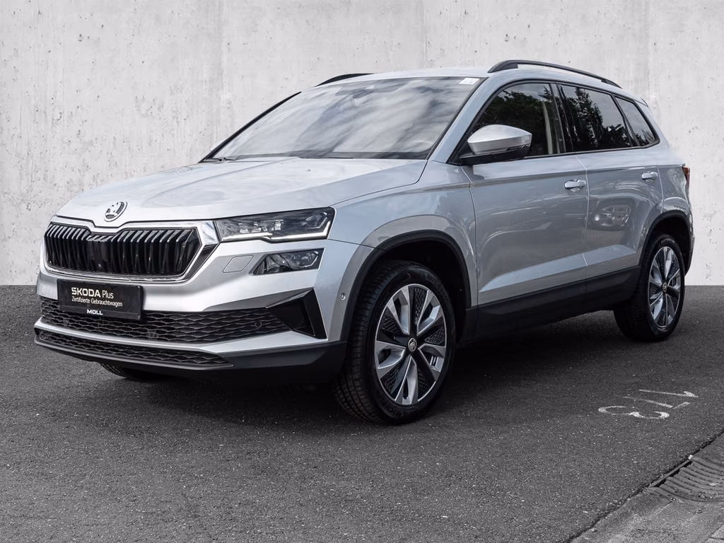 Skoda Karoq 2022 г. Серебристый, пробег 53554 км