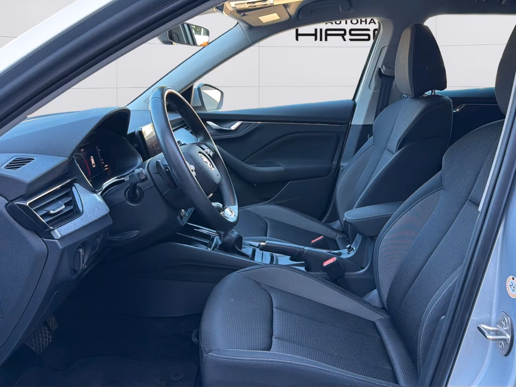 Skoda Scala 2023 г. Серебристый, пробег 45530 км