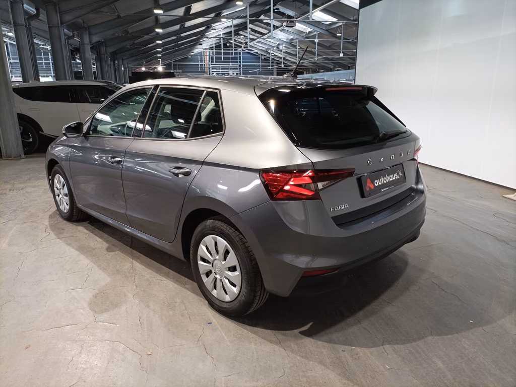 Skoda Fabia 2022 г. Серый, пробег 37191 км