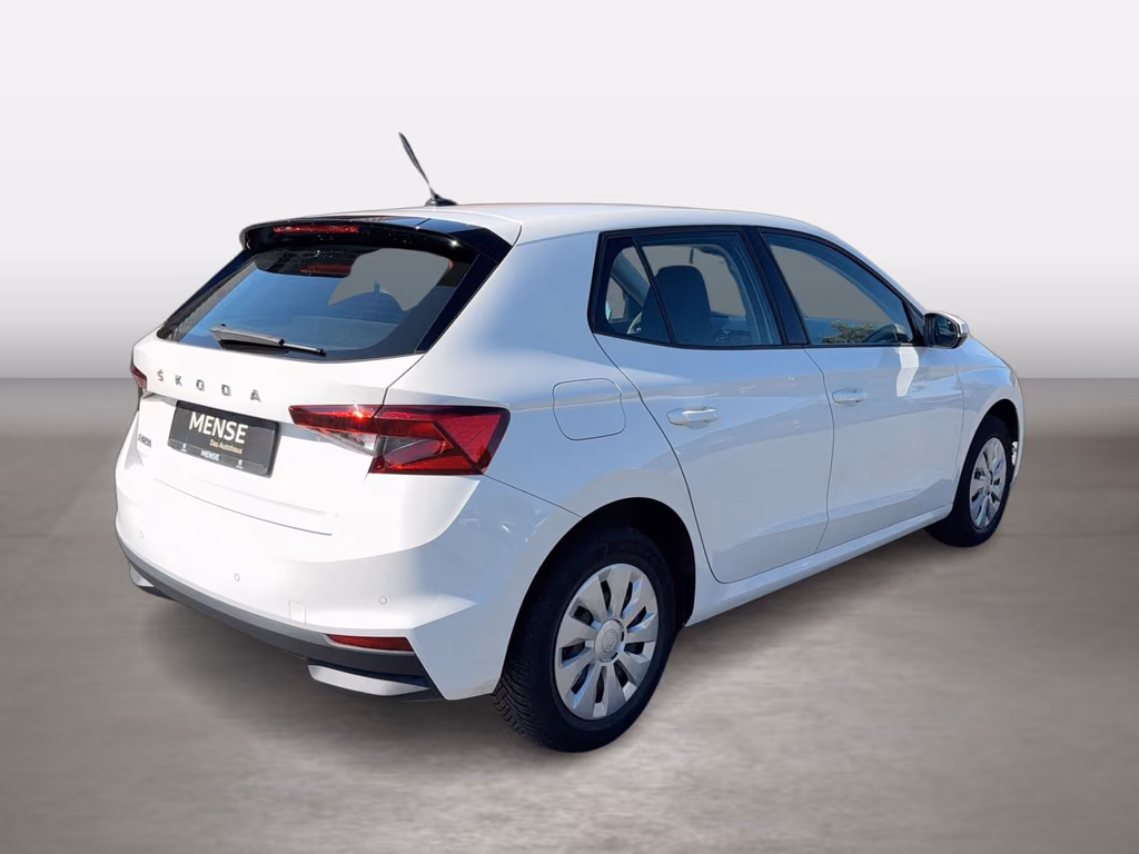 Skoda Fabia 2022 г. Белый, пробег 40996 км