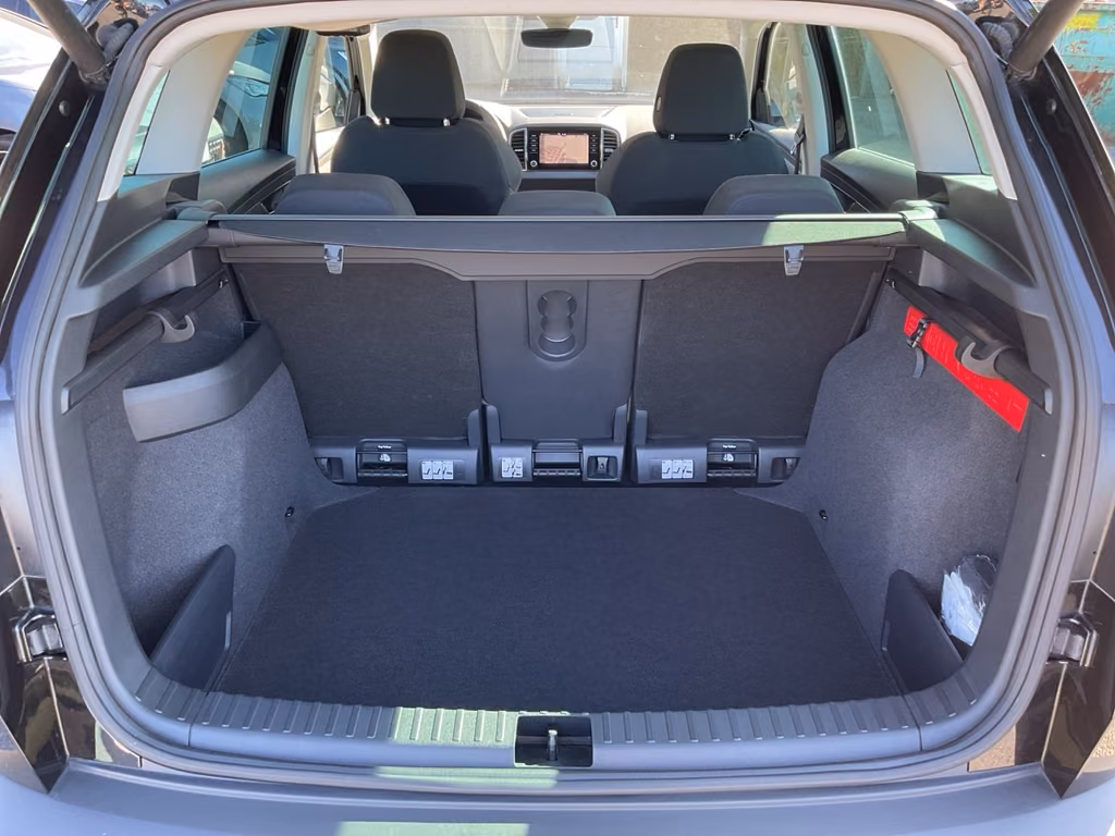 Skoda Karoq 2022 г. Чёрный, пробег 44786 км