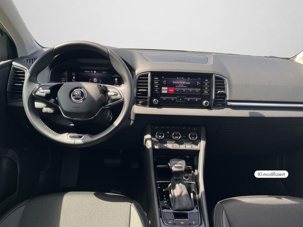 Skoda Karoq 2022 г. Серый, пробег 57607 км