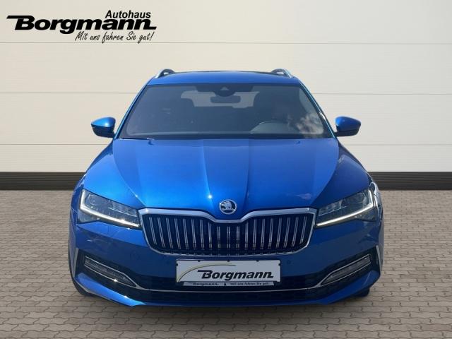 Skoda Superb 2022 г. Синий, пробег 41713 км