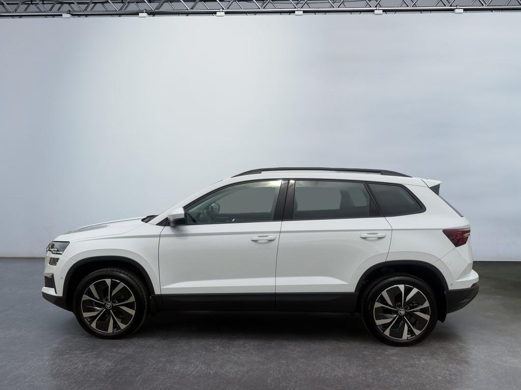 Skoda Karoq 2023 г. Белый, пробег 56823 км