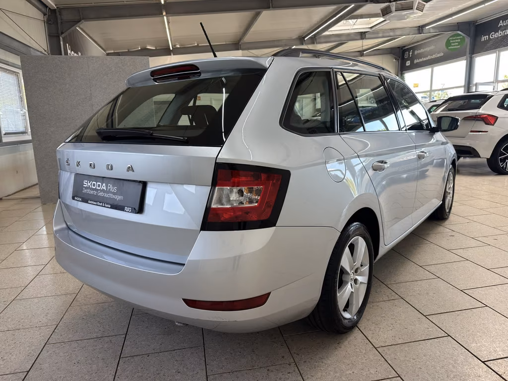 Skoda Fabia 2021 г. Серебристый, пробег 51811 км