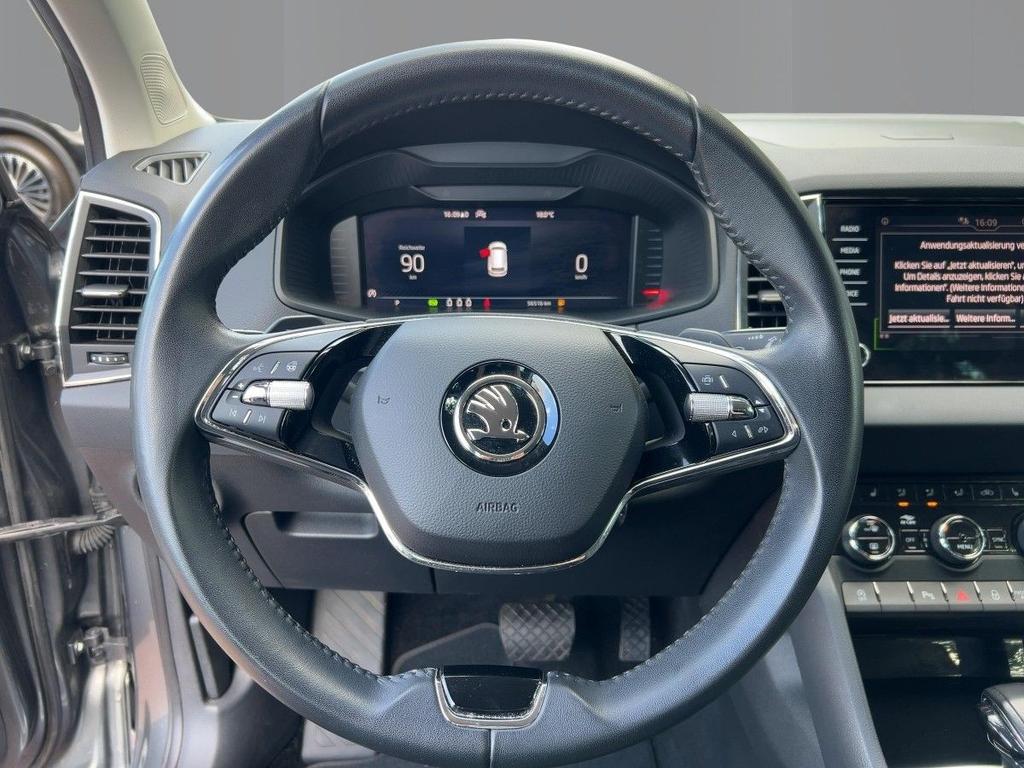 Skoda Karoq 2023 г. Серый, пробег 56292 км