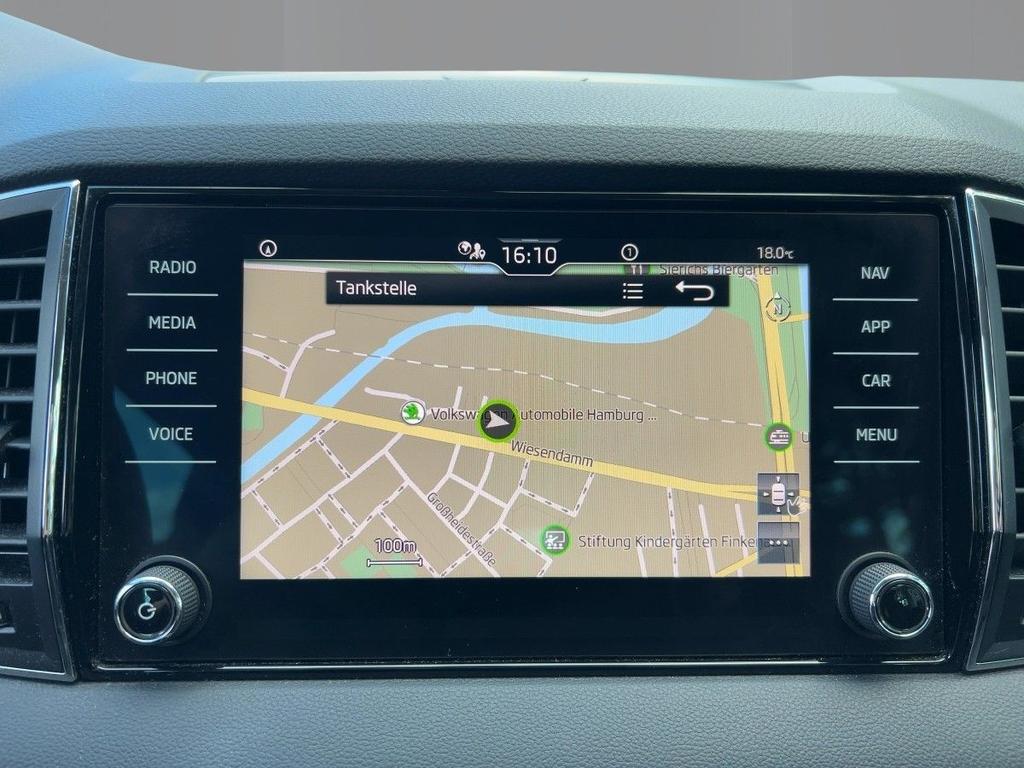 Skoda Karoq 2023 г. Серый, пробег 56292 км