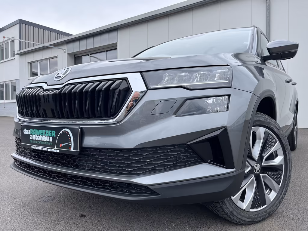 Skoda Karoq 2022 г. Серый, пробег 57414 км