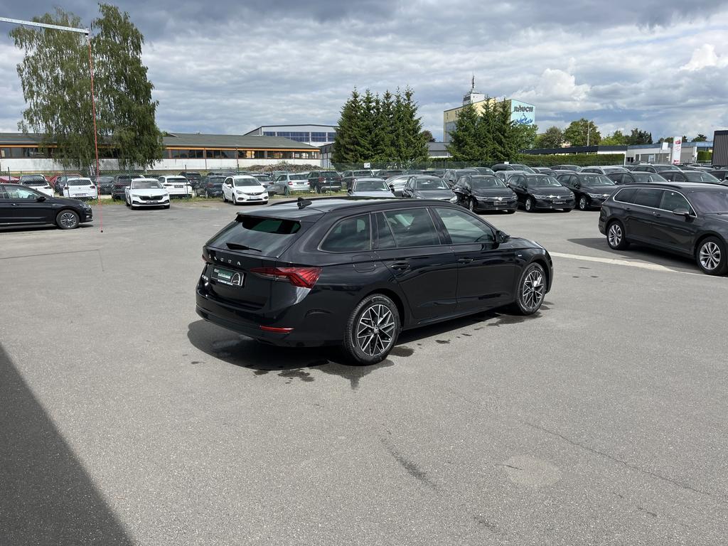 Skoda Octavia 2021 г. Чёрный, пробег 54925 км