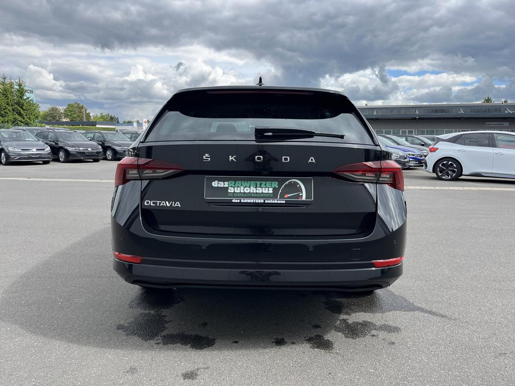 Skoda Octavia 2021 г. Чёрный, пробег 54925 км