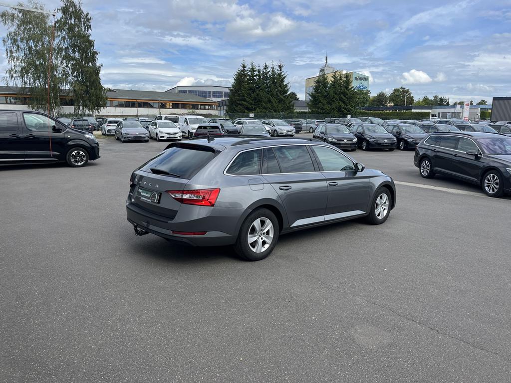 Skoda Superb 2022 г. Серый, пробег 58008 км