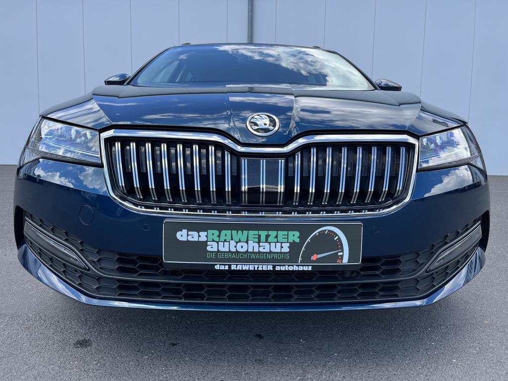 Skoda Superb 2022 г. Синий, пробег 59250 км
