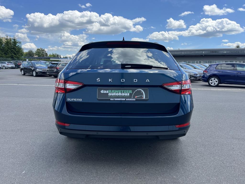 Skoda Superb 2022 г. Синий, пробег 59250 км