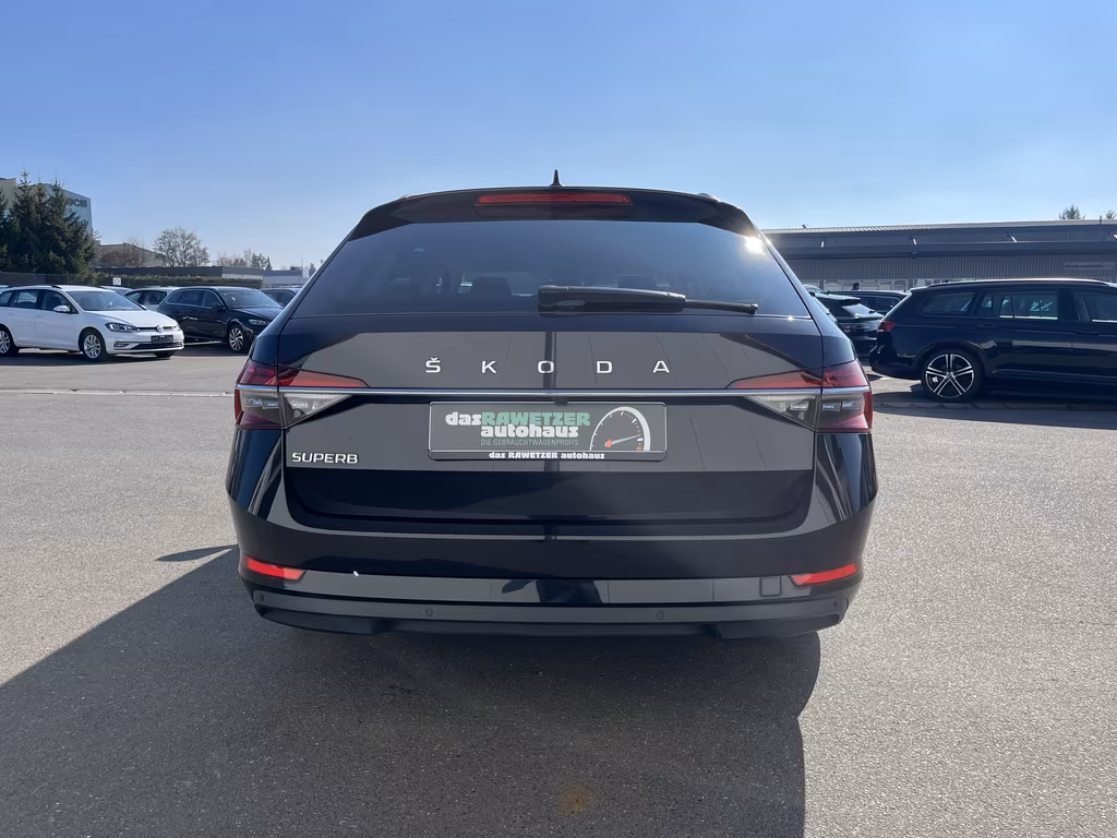 Skoda Superb 2021 г. Чёрный, пробег 49891 км