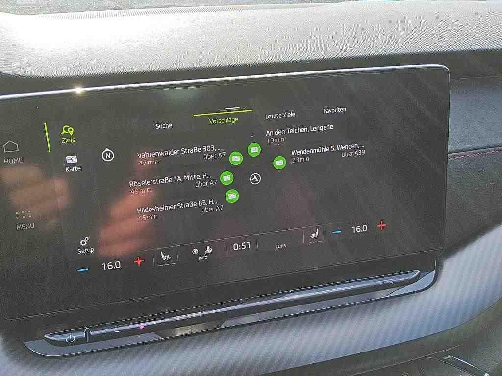 Skoda Octavia 2023 г. Чёрный, пробег 48269 км
