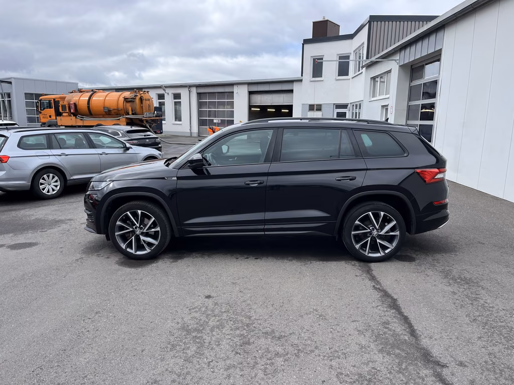 Skoda Kodiaq 2021 г. Чёрный, пробег 39987 км