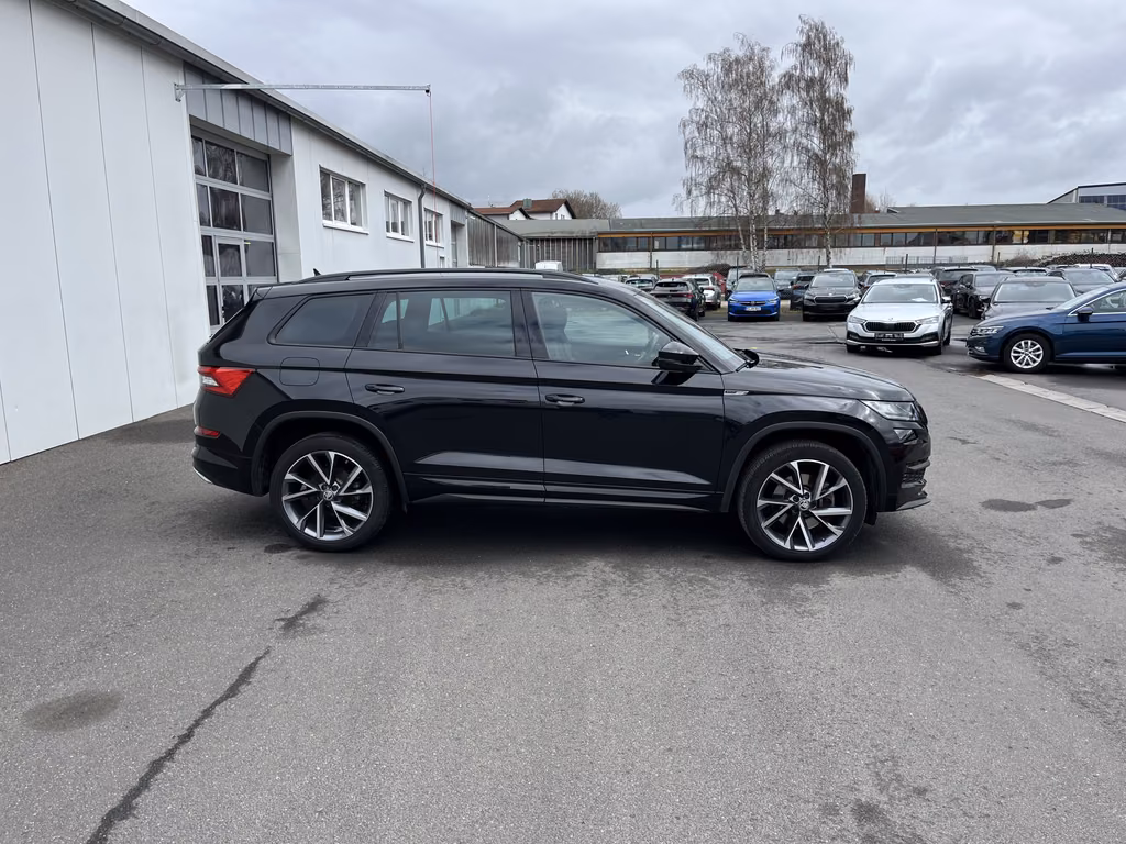 Skoda Kodiaq 2021 г. Чёрный, пробег 39987 км