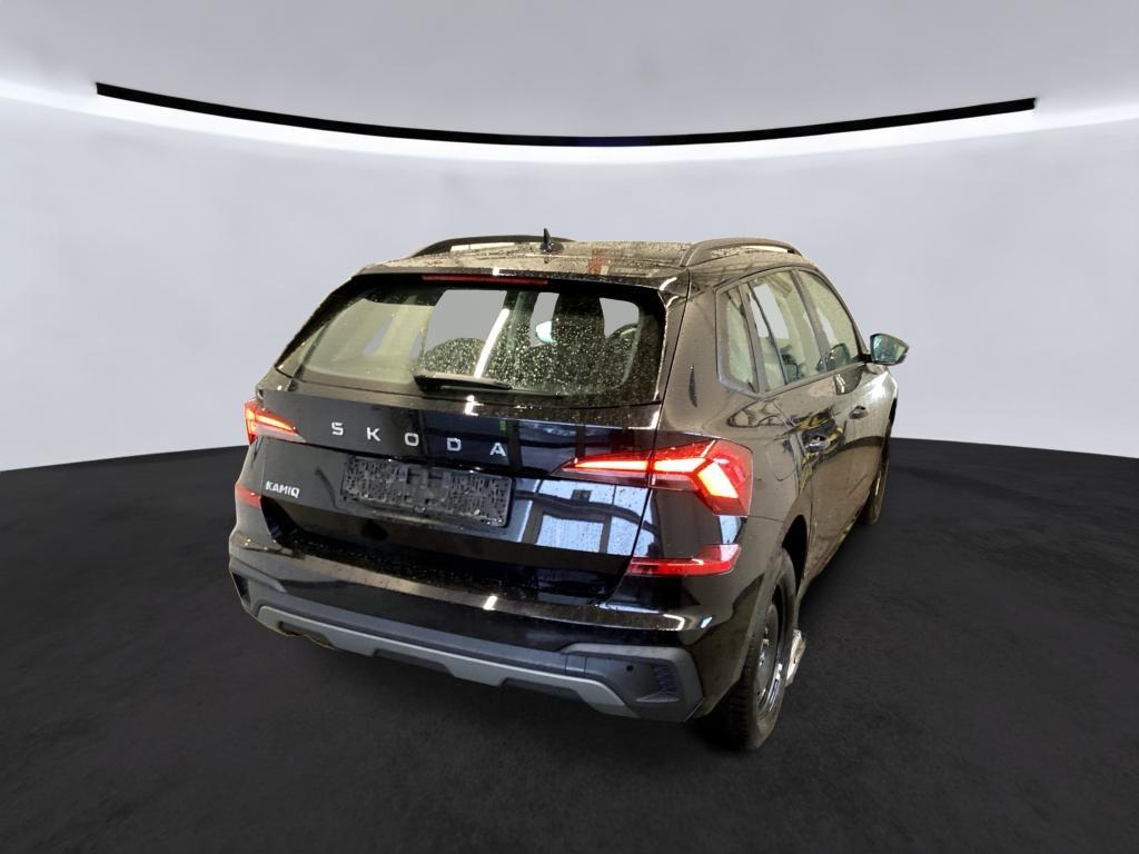 Skoda Kamiq 2024 г. Чёрный, пробег 59920 км
