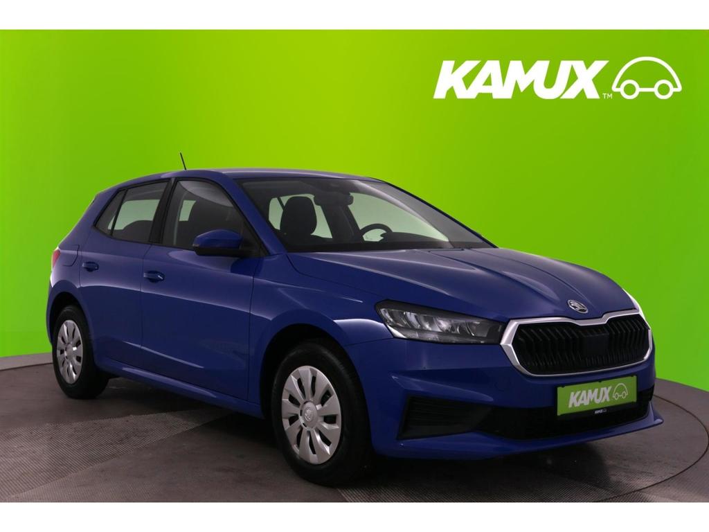 Skoda Fabia 2023 г. Синий, пробег 33335 км