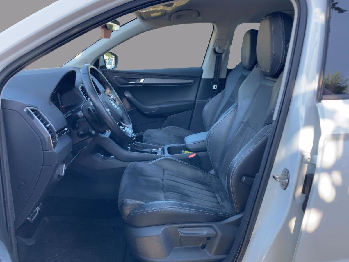 Skoda Karoq 2022 г. Белый, пробег 36030 км