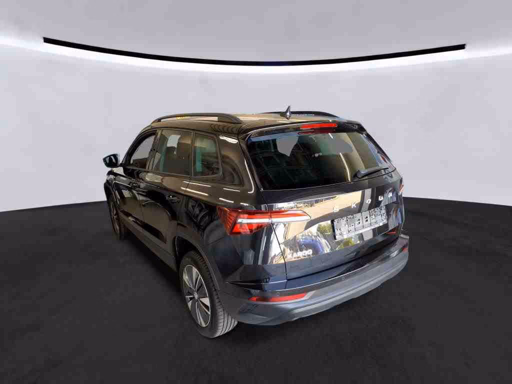 Skoda Karoq 2022 г. Чёрный, пробег 54100 км