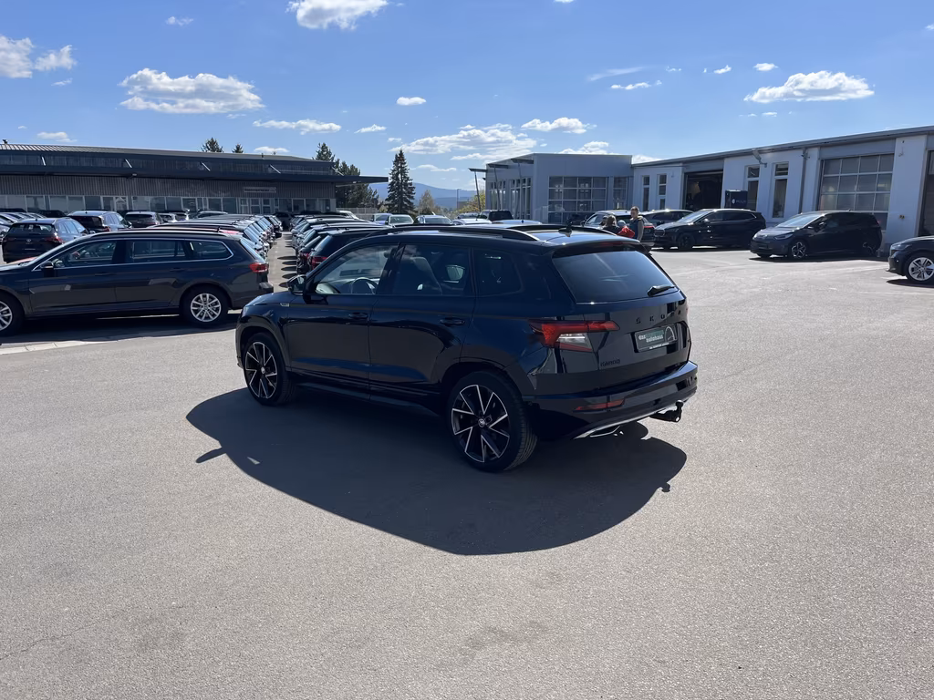 Skoda Karoq 2021 г. Чёрный, пробег 48425 км