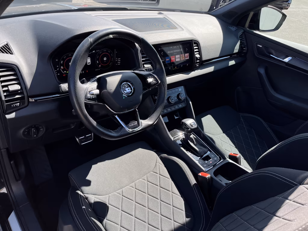 Skoda Karoq 2021 г. Чёрный, пробег 48425 км