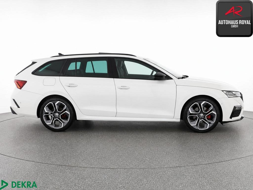 Skoda Octavia 2023 г. Белый, пробег 57656 км