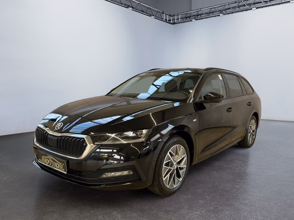 Skoda Octavia 2022 г. Чёрный, пробег 59799 км