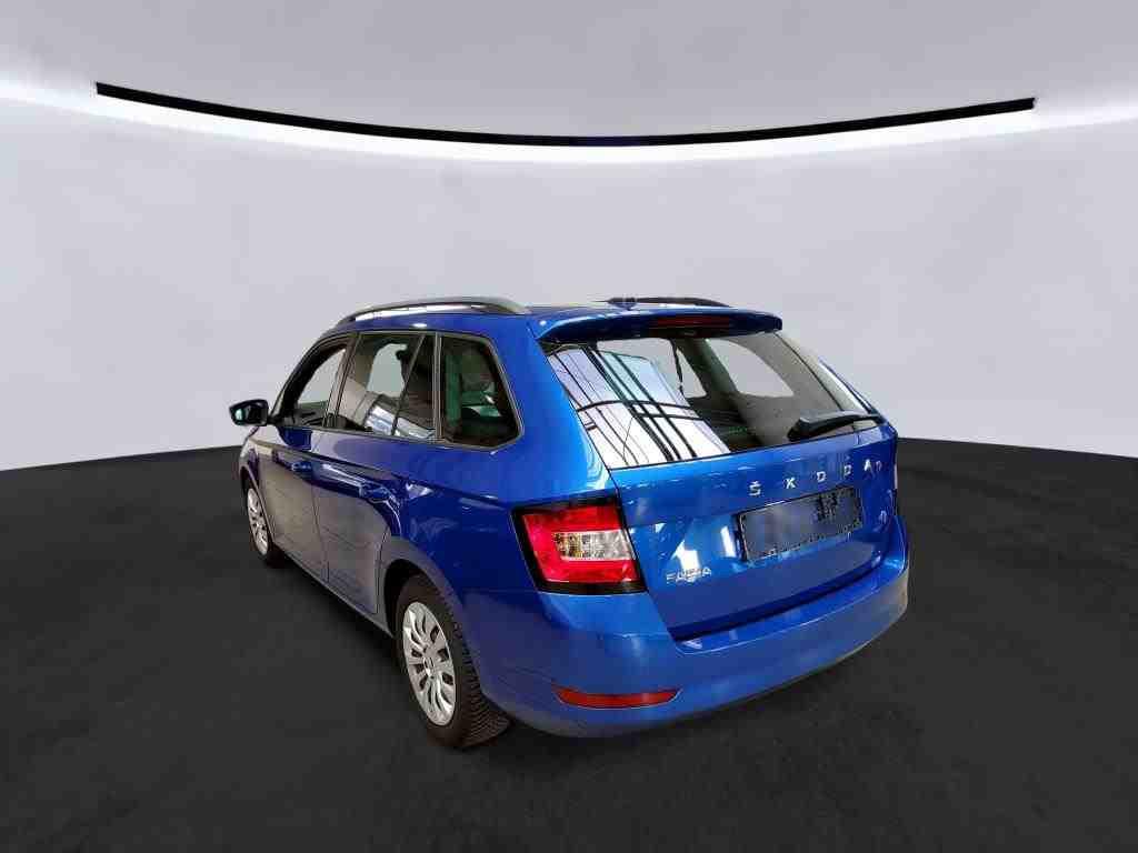 Skoda Fabia 2022 г. Синий, пробег 34978 км