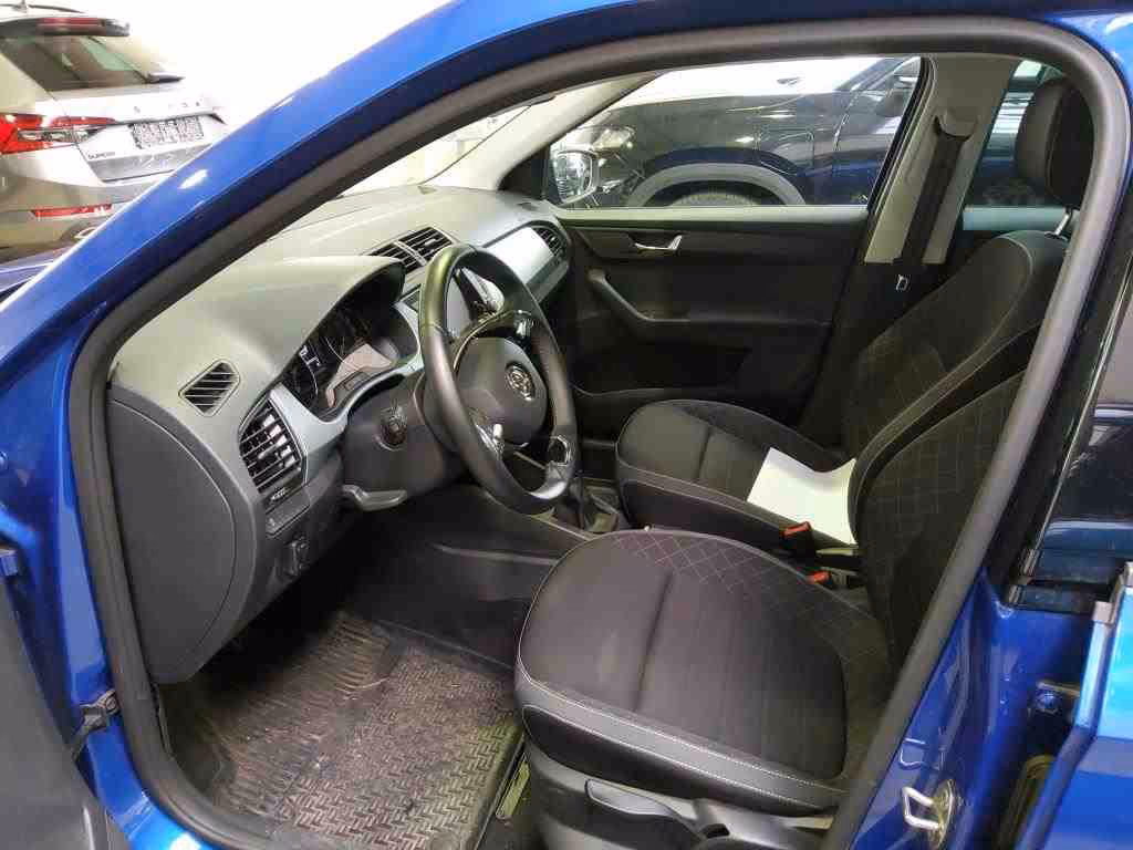 Skoda Fabia 2022 г. Синий, пробег 34978 км