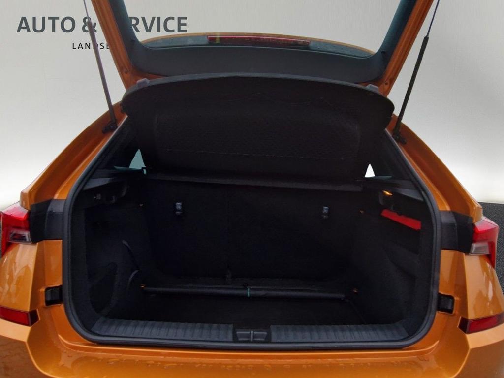 Skoda Kamiq 2024 г. Оранжевый, пробег 57600 км