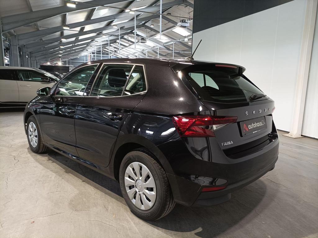 Skoda Fabia 2022 г. Чёрный, пробег 40014 км