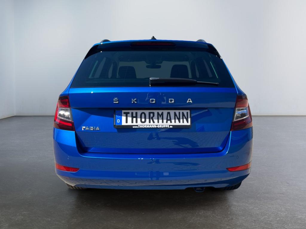 Skoda Fabia 2022 г. Синий, пробег 38337 км
