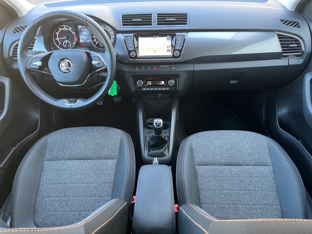 Skoda Fabia 2022 г. Синий, пробег 38337 км