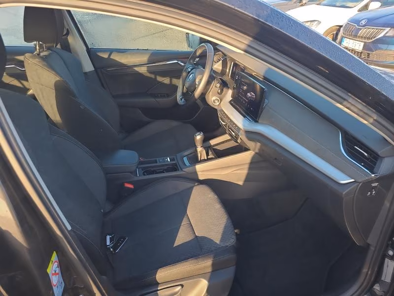 Skoda Octavia 2022 г. Чёрный, пробег 52249 км