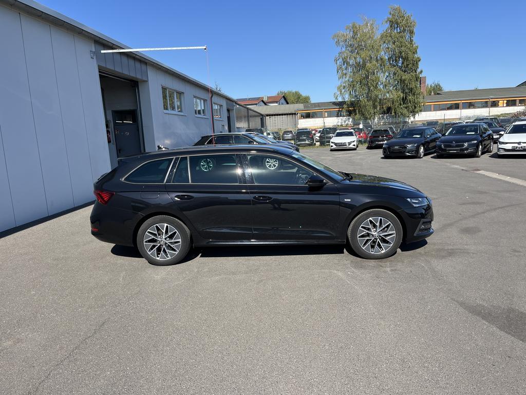 Skoda Octavia 2023 г. Чёрный, пробег 59987 км