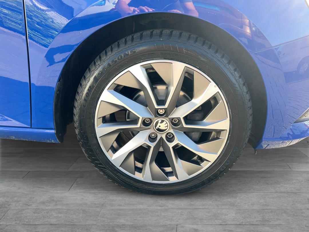 Skoda Fabia 2021 г. Синий, пробег 43591 км