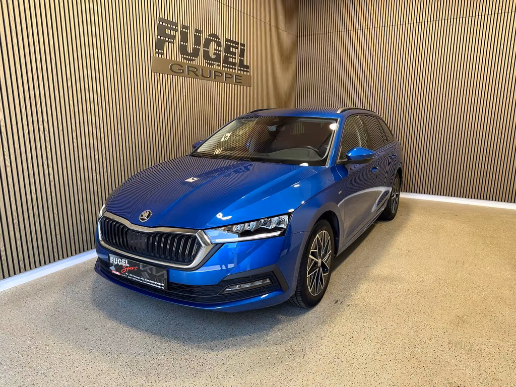 Skoda Octavia 2021 г. Синий, пробег 49939 км