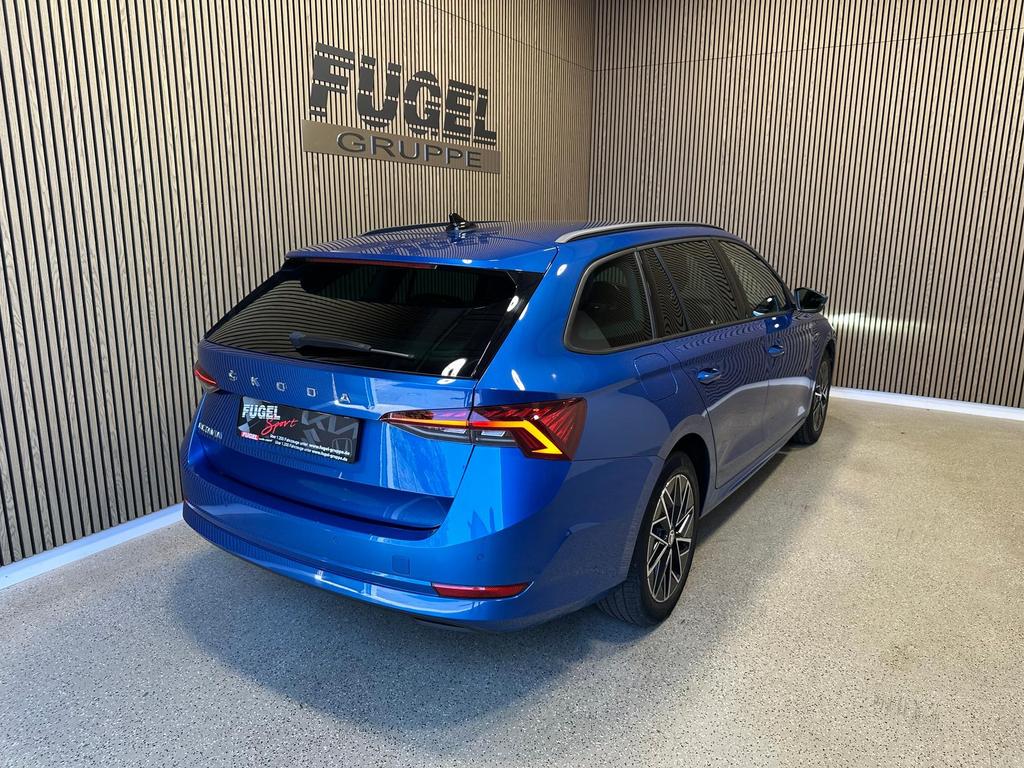Skoda Octavia 2021 г. Синий, пробег 49939 км