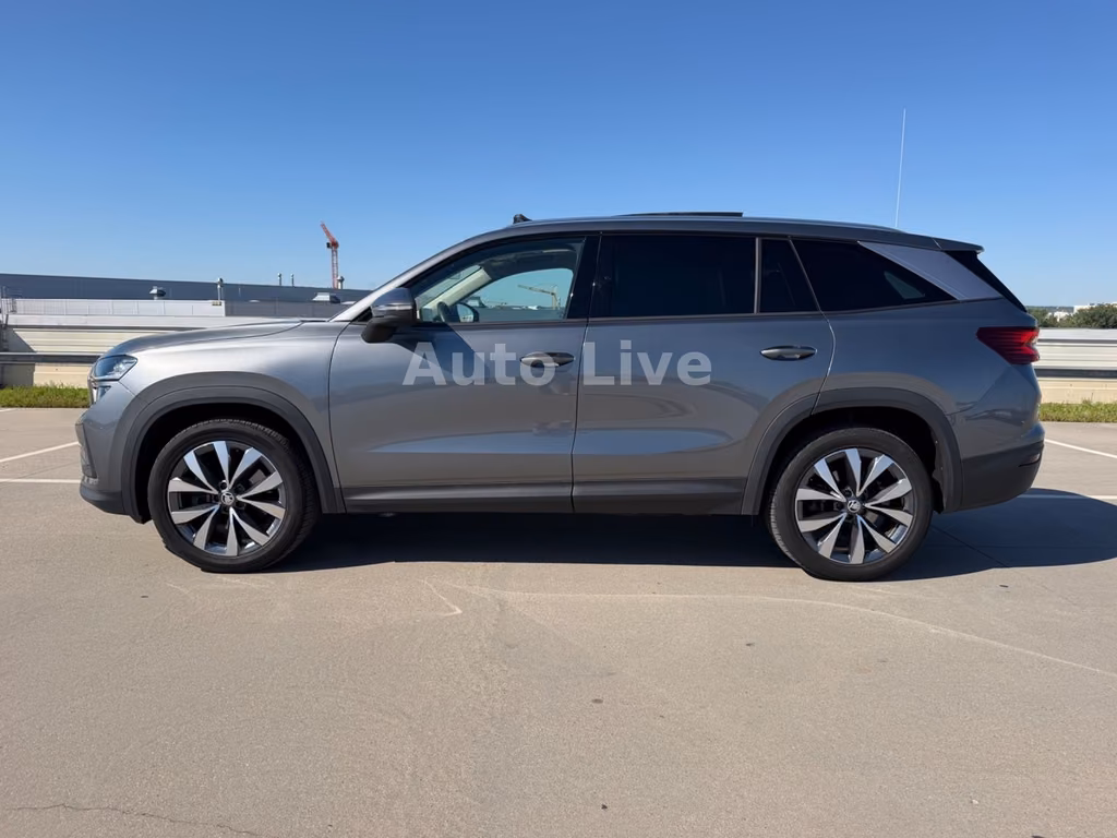 Skoda Kodiaq 2024 г. Серый, пробег 48500 км