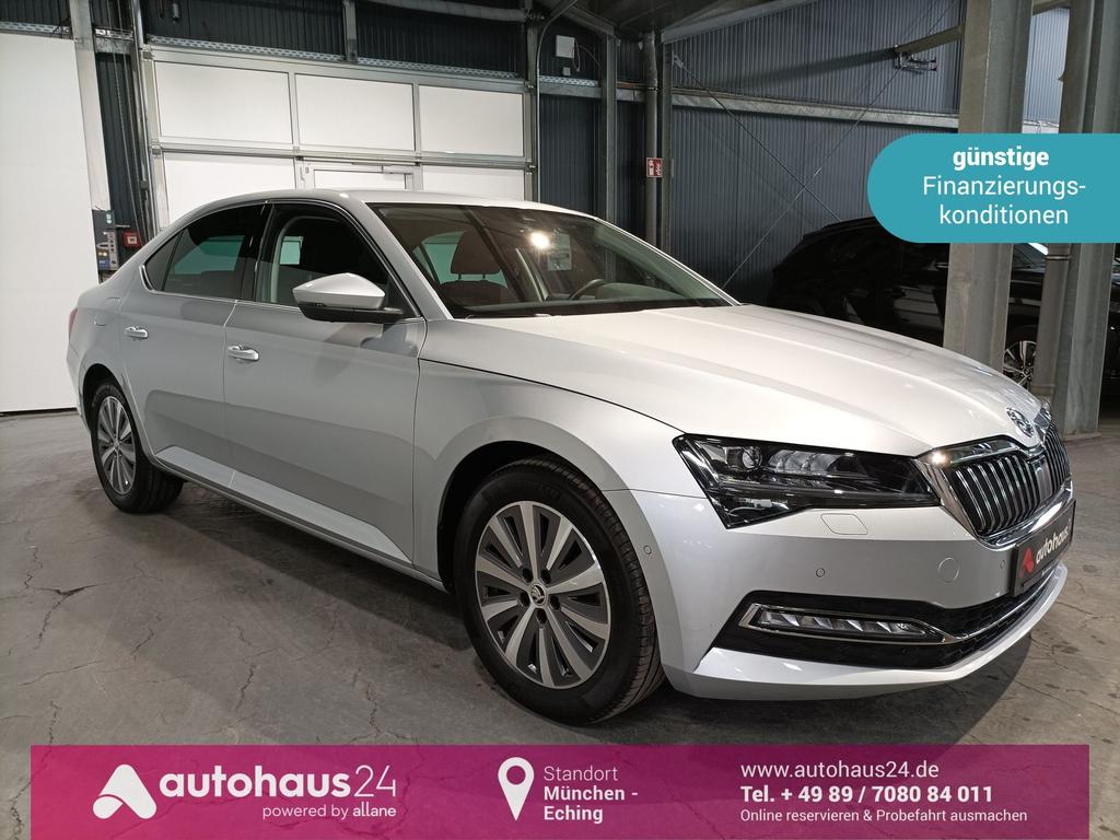 Skoda Superb 2022 г. Серебристый, пробег 50294 км