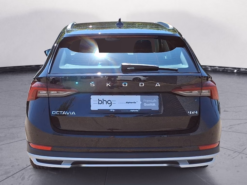 Skoda Octavia 2023 г. Чёрный, пробег 55067 км