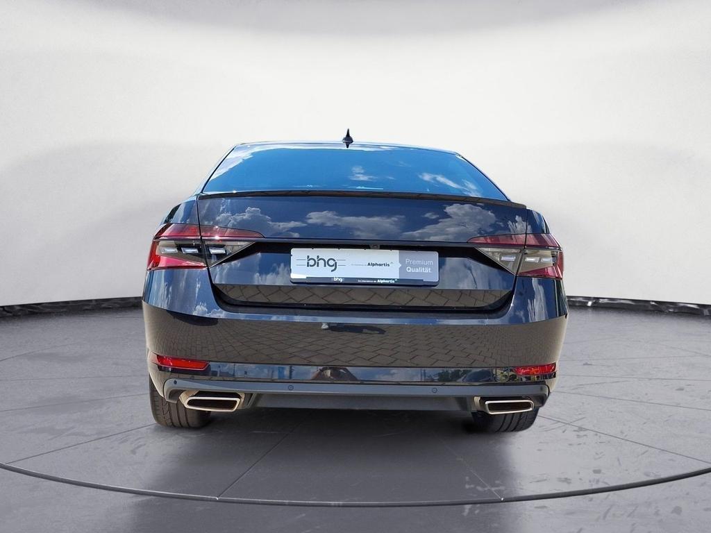 Skoda Superb 2022 г. Чёрный, пробег 57820 км