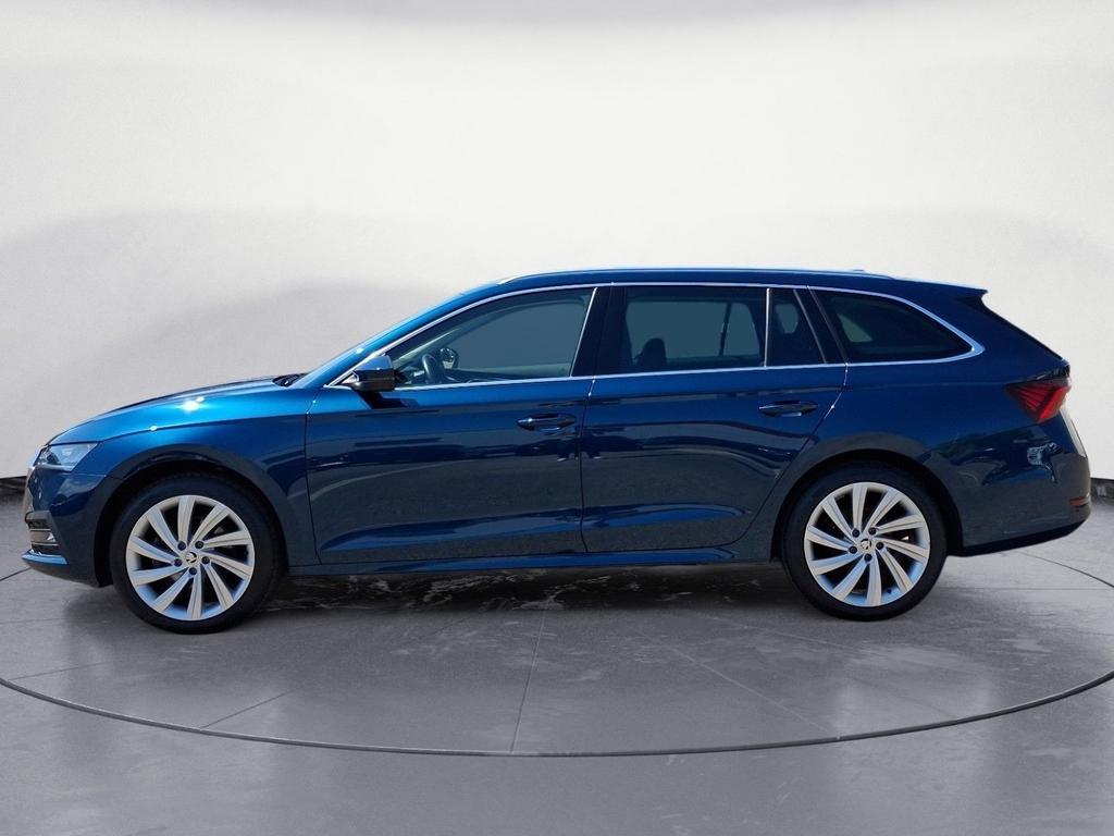 Skoda Octavia 2023 г. Синий, пробег 56768 км