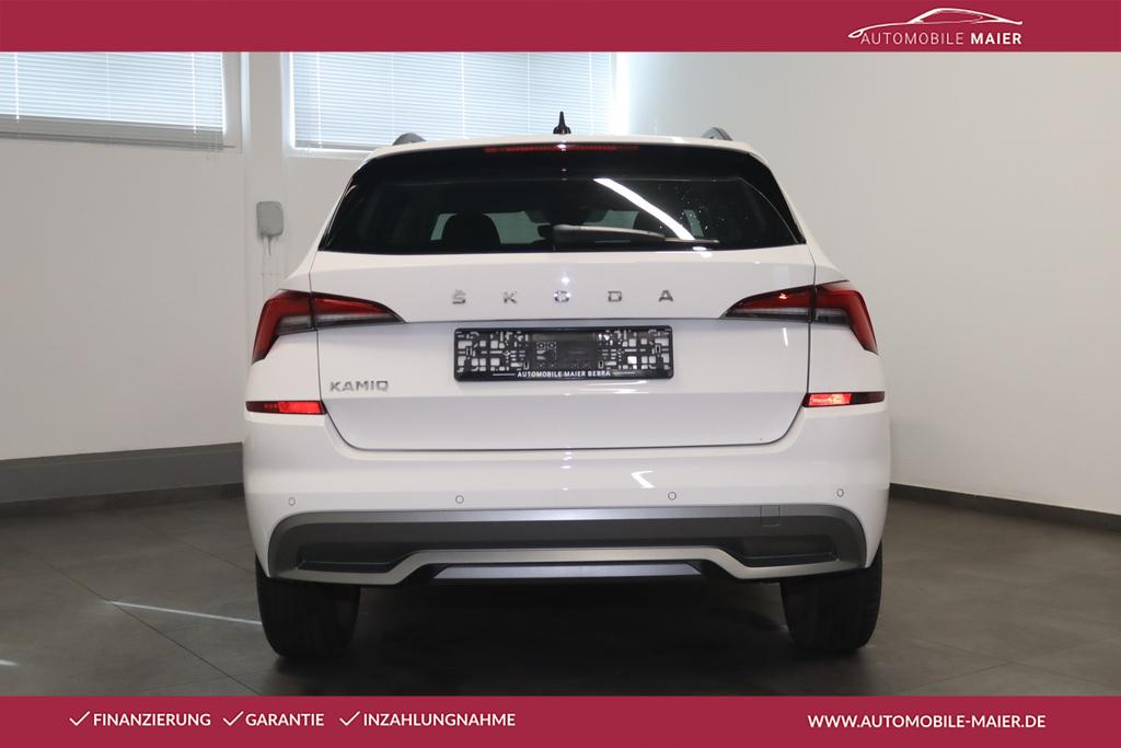 Skoda Kamiq 2021 г. Белый, пробег 39600 км