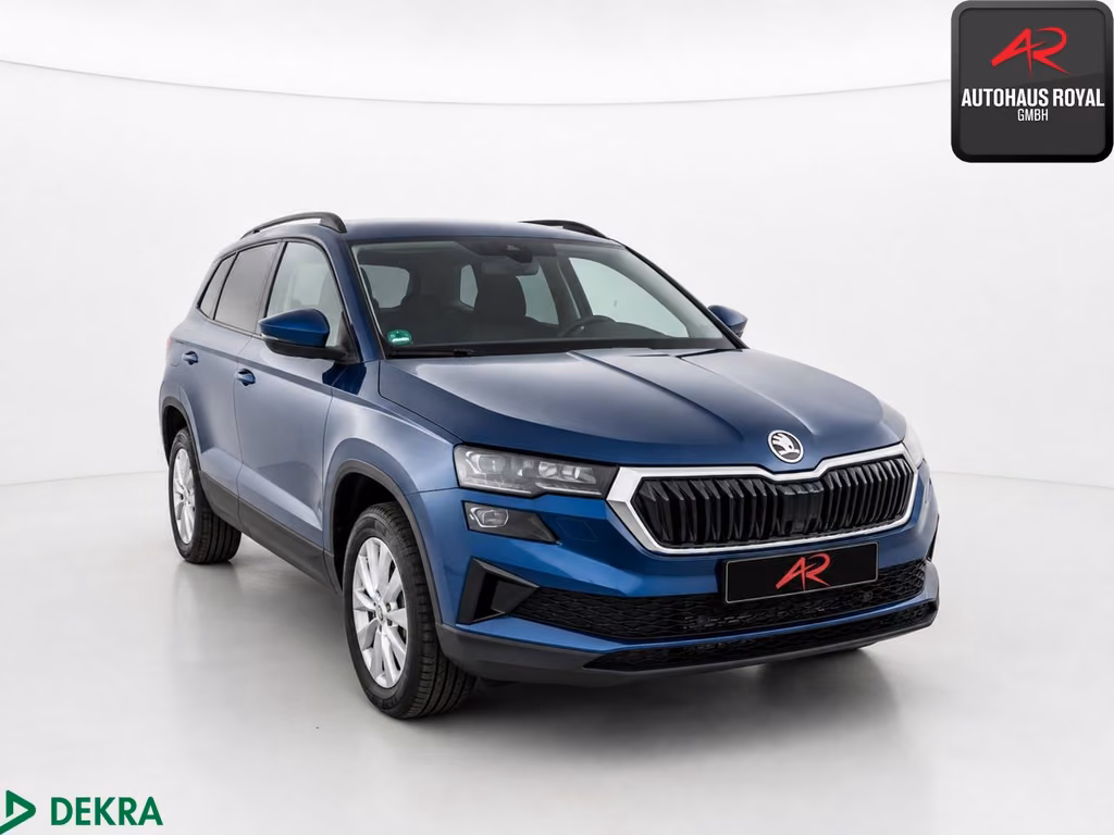 Skoda Karoq 2023 г. Синий, пробег 52288 км