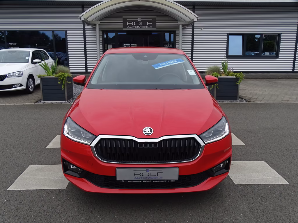 Skoda Fabia 2021 г. Красный, пробег 35112 км