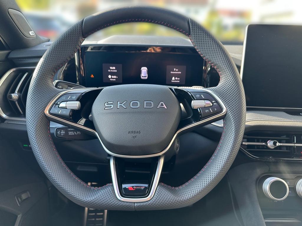 Skoda Kodiaq 2026 г. Серый, пробег 9990 км