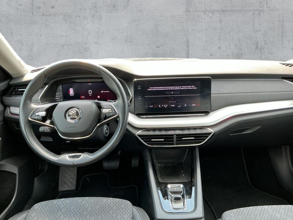 Skoda Octavia 2022 г. Синий, пробег 59763 км